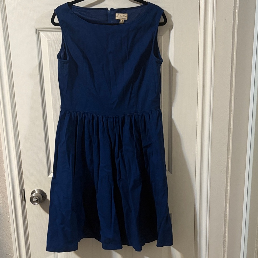 Lindy Bop Navy blue dress